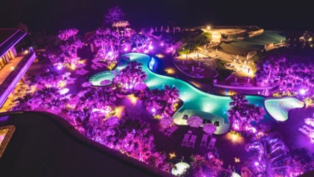 ハイアット リージェンシー 瀬良垣アイランド 沖縄幻想的な光に包まれたナイトプールが宿泊者限定でオープン！