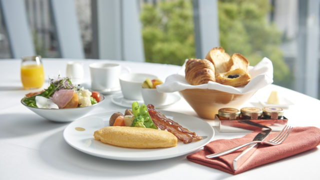 東急ホテルズの朝食がもっと美味しく、たのしくリニューアル。「笑顔になる朝食」特設ページ公開&Instagramキャンペーン実施