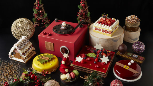 【ザ・リッツ・カールトン東京】テーブルを豪華に彩る2023年の新作「クリスマスケーキ」、「クリスマス菓子」、「クリスマステイクアウトメニュー」と「ジャパニーズ オードブル」の予約を10月1日より開始！